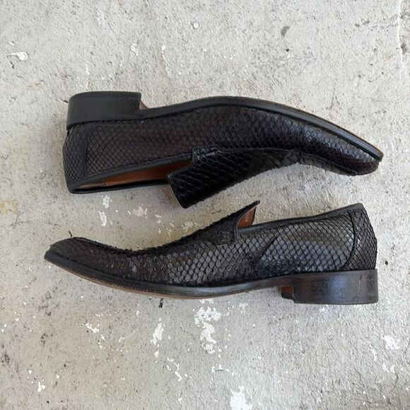 Calzoleria Toscana python shoes main image 11